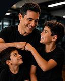 *Club| corte de cabelo Pai com 2 filhos
