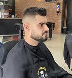 Corte de Cabelo + Limpeza de Pele