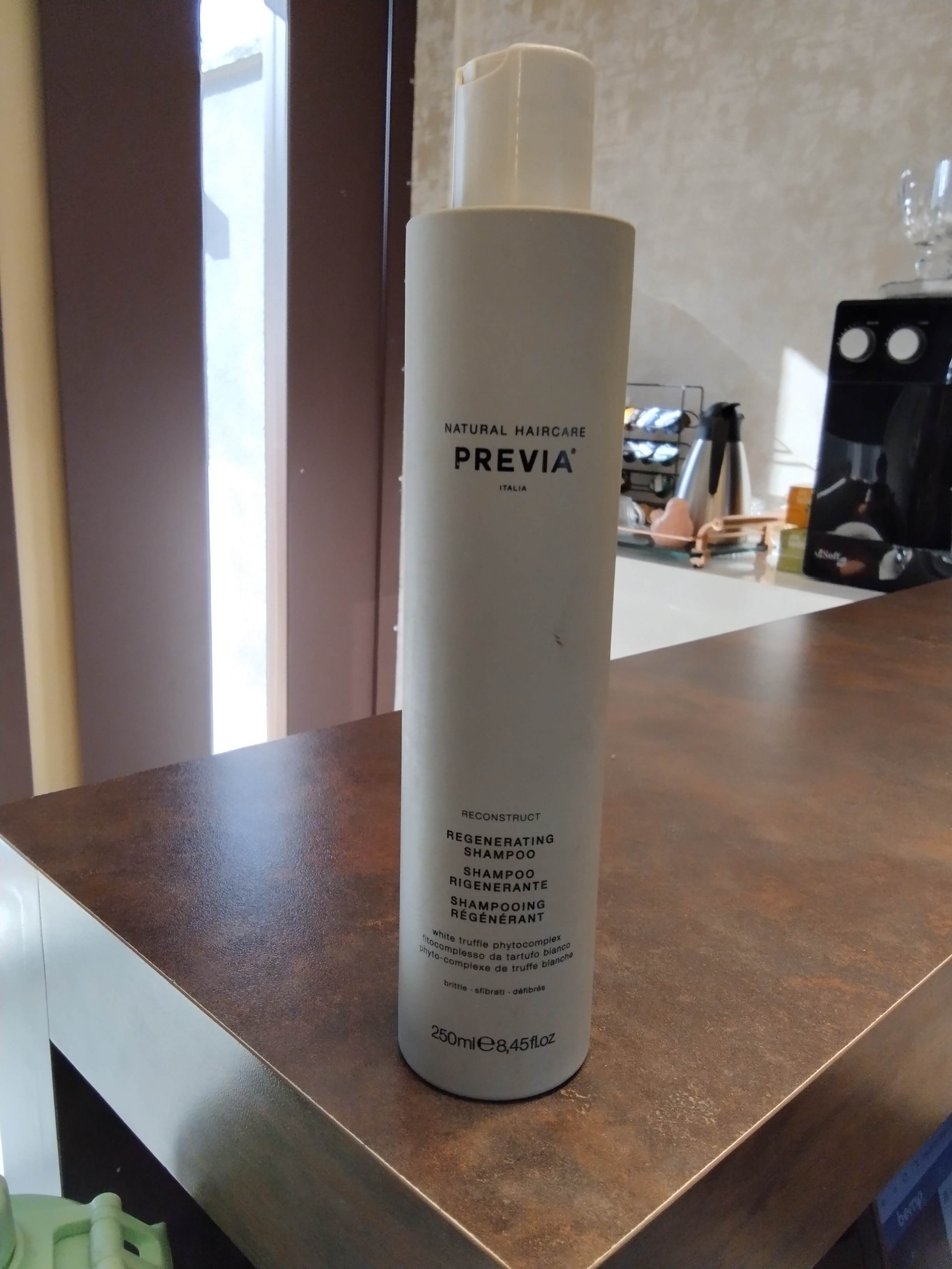 Previa Regenerating Shampoo 250ml
