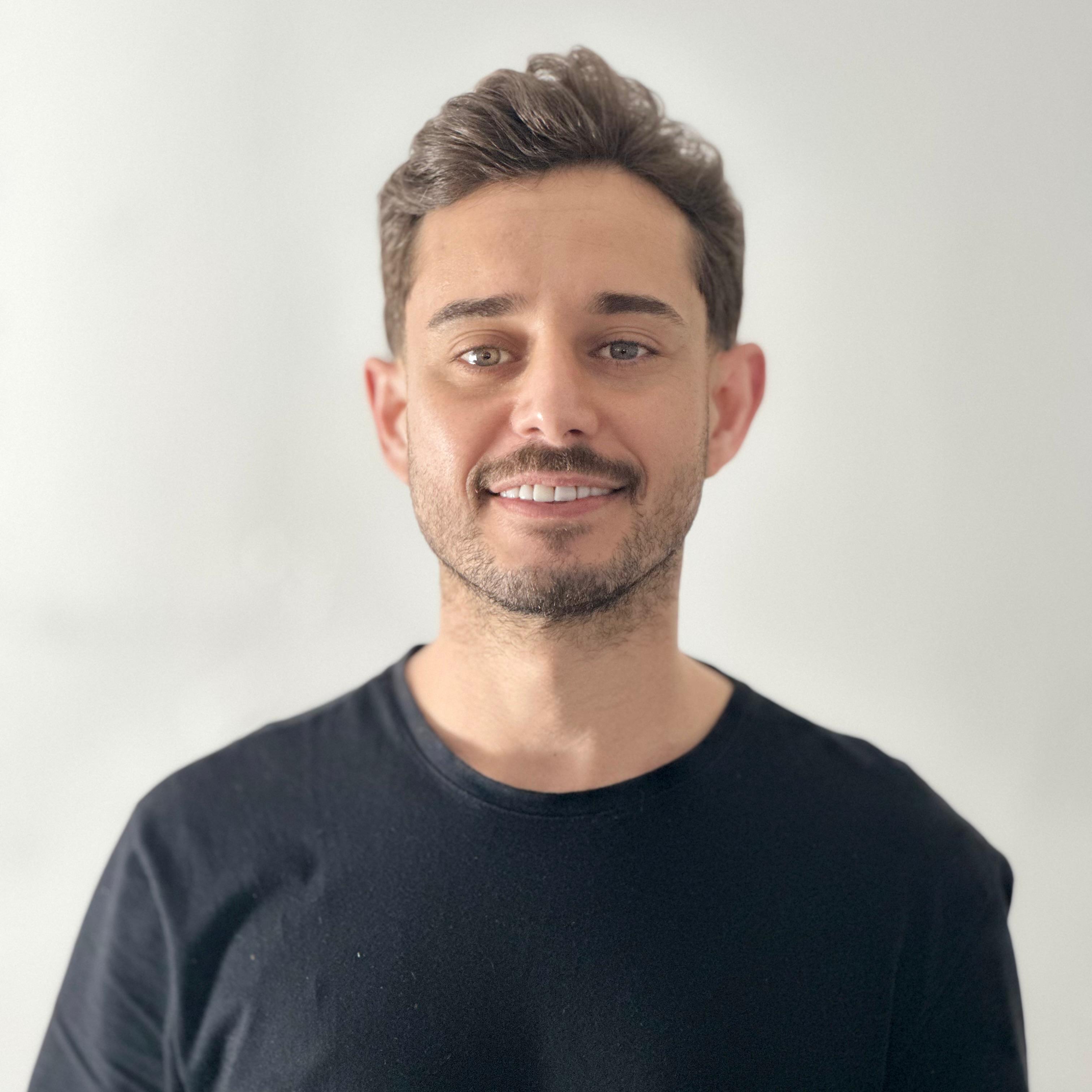 4- Lucas Muniz 